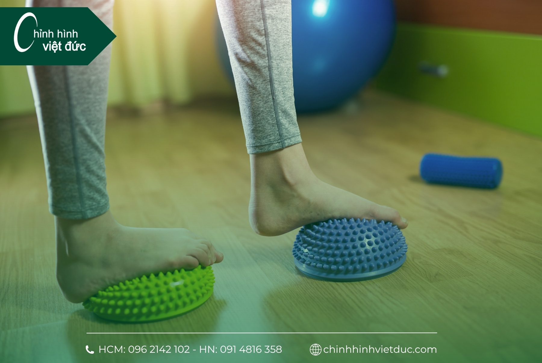 bé bị bàn chân bẹt có sao không