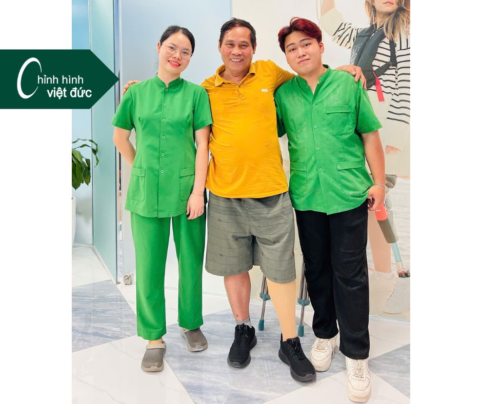 lắp chân giả dưới gối mất bao nhiêu tiền